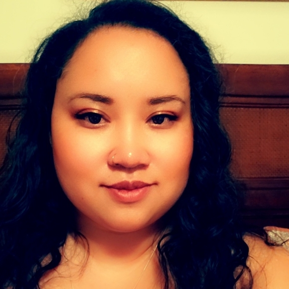 Meet your Posher, Katie - Picture 2 of 2